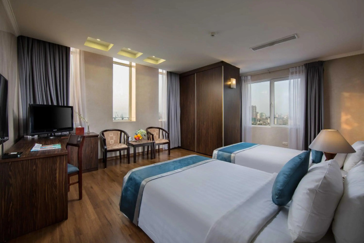 Danly Hotel