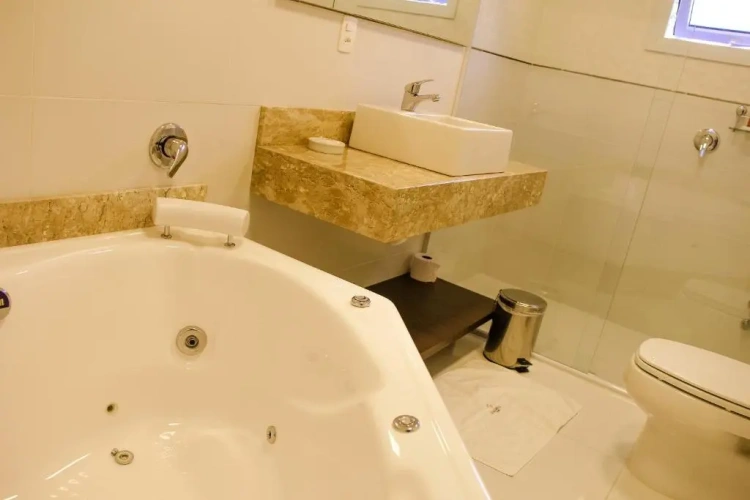Luxury Suite