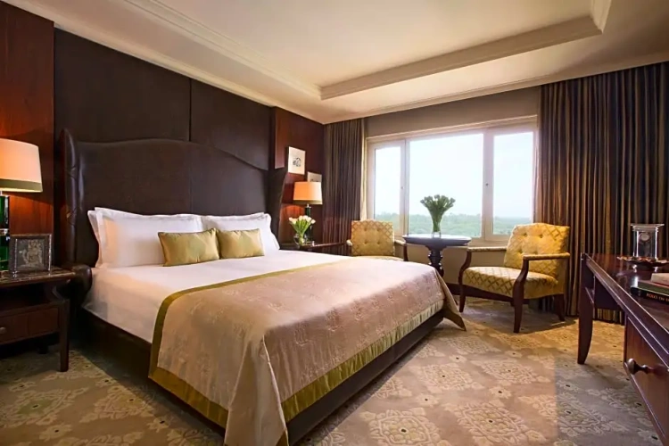 Luxury Double Suite with pool view