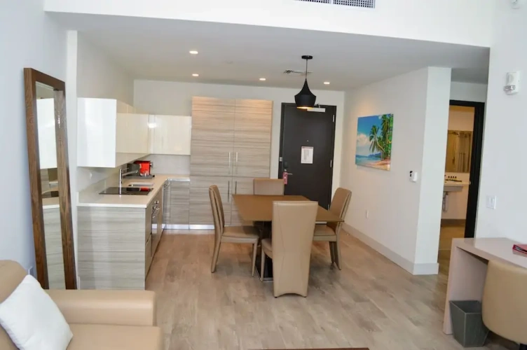 Standard Double room with balcony and with partial ocean view