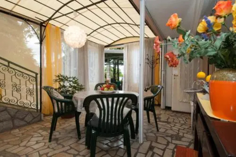 Apartmani Nives