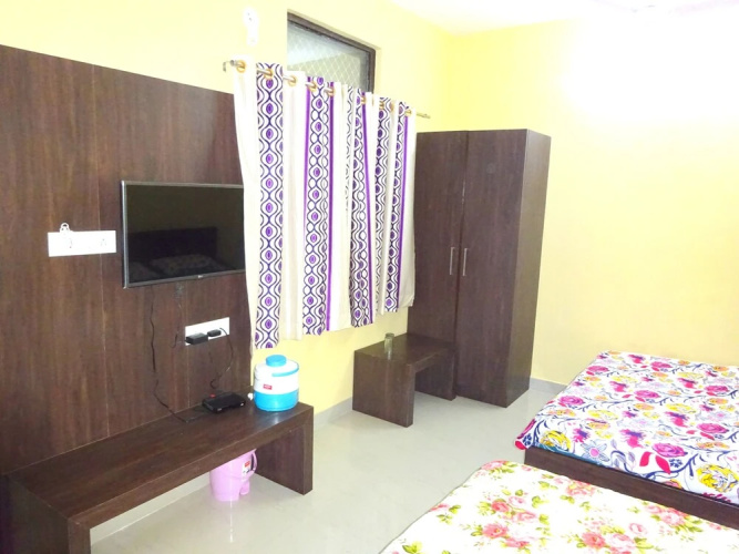Oyo 28417 Hotel Gopi Vallabh