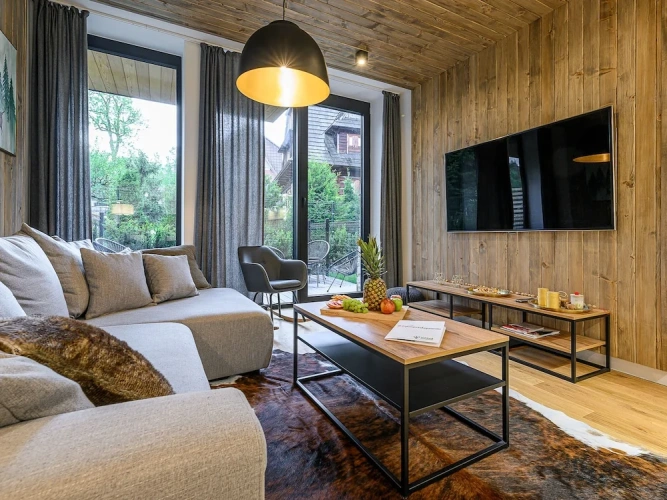 Deluxe Apartment