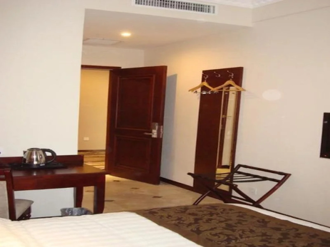 Qingdao Aegean Regalia Vacation Hotel