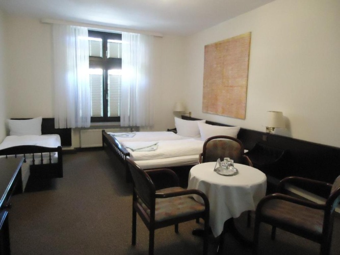 Standard Single room