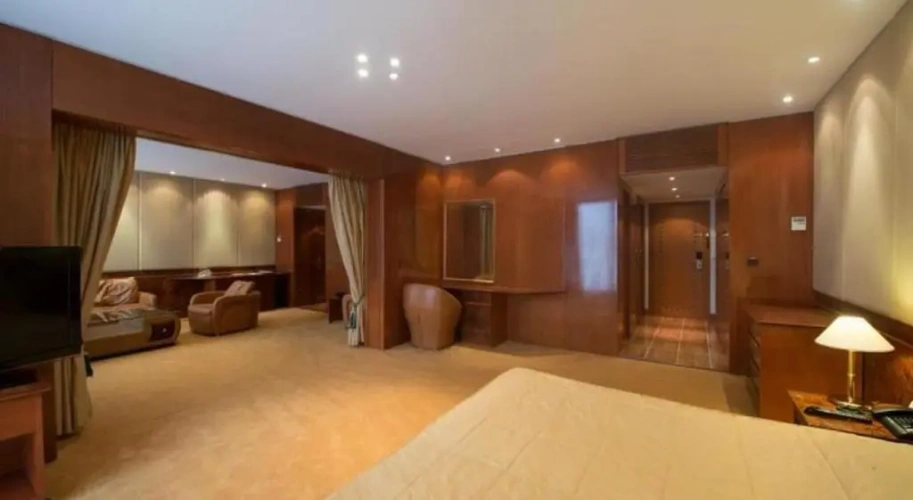 Suite with balcony and with garden view