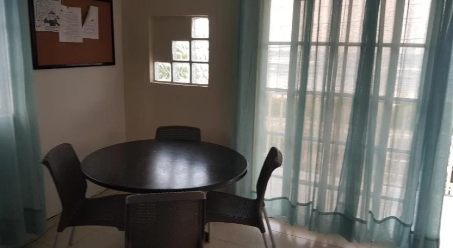 Sound Bay Beach Apartment