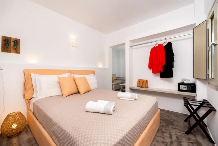 Aerenia Suites