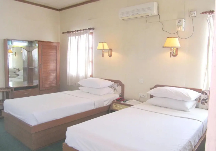 Zegyo Hotel