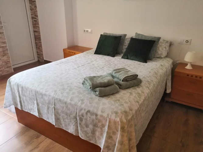 2 Bedrooms Cottage