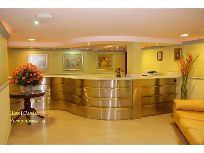 Hotel-Monti