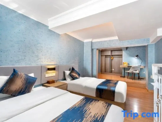 Luxury Twin room