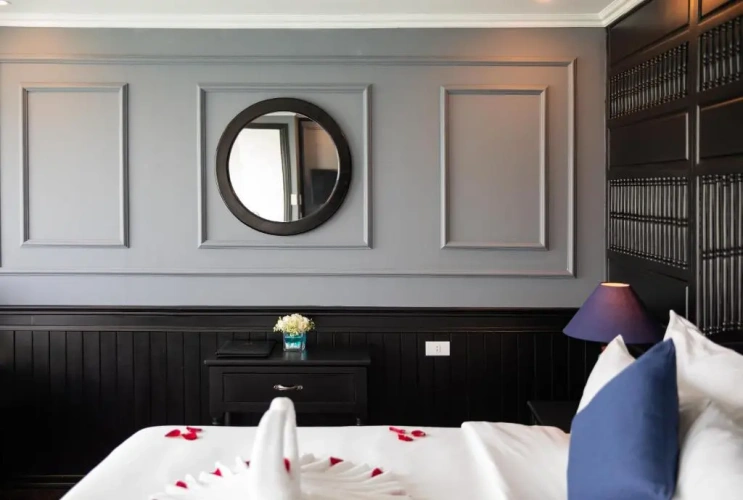 Luxury Suite