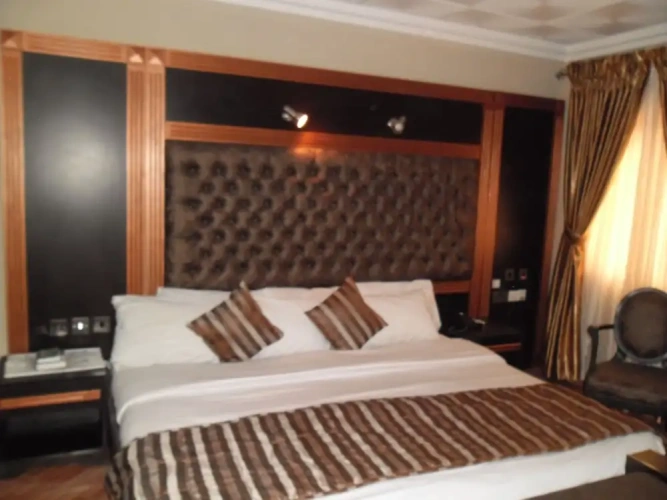 Executive Suite