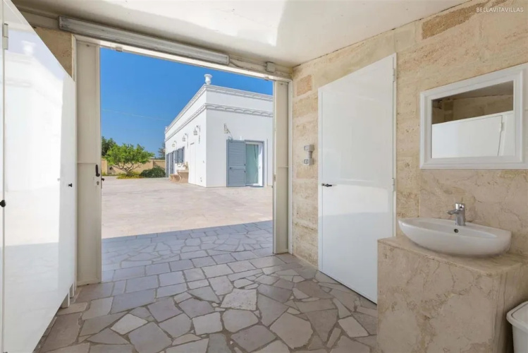 1695 Villa Albarosa in Ruffano