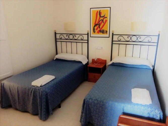 2 Bedrooms Apartment