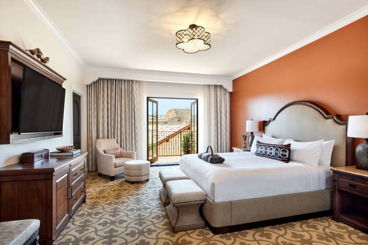 Luxury Double Suite with balcony