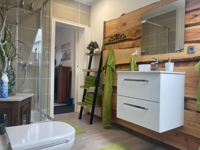3 Bedrooms Apartment
