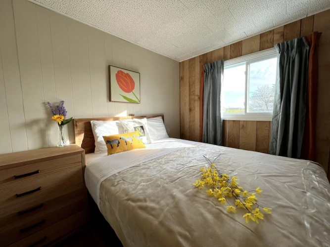 2 Bedrooms Basement Suite