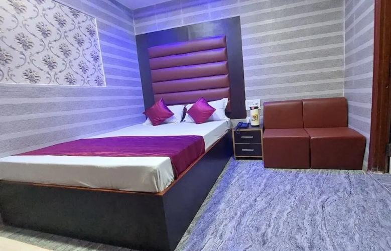 Shimla Inn Lucknow by Goroomgo