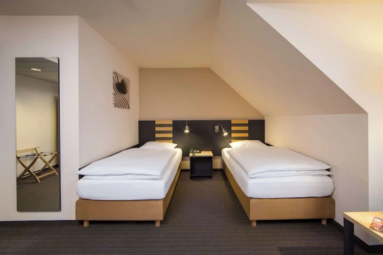 Twin room
