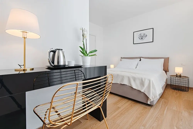 Deluxe Double room with balcony and with city view