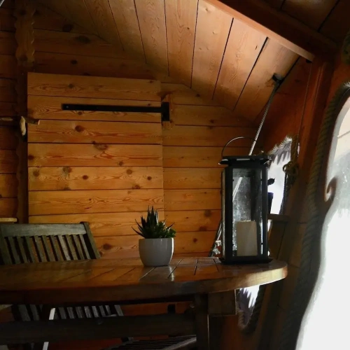 Comfort room