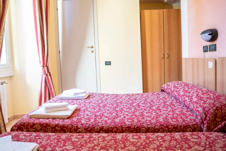 Hotel Ferrarese Roma