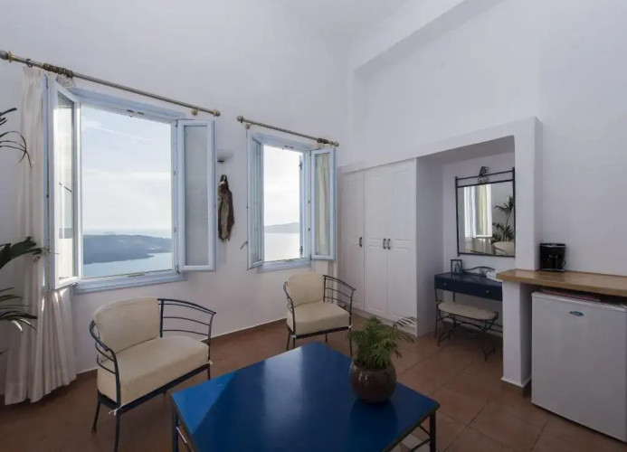 Kastro Suites