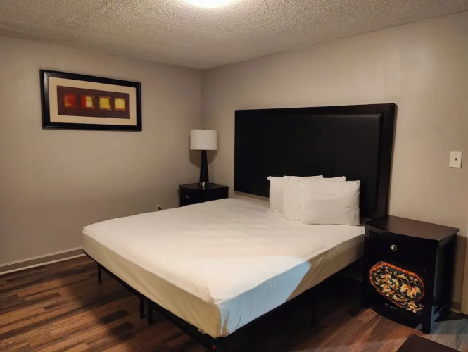 Capri Motel