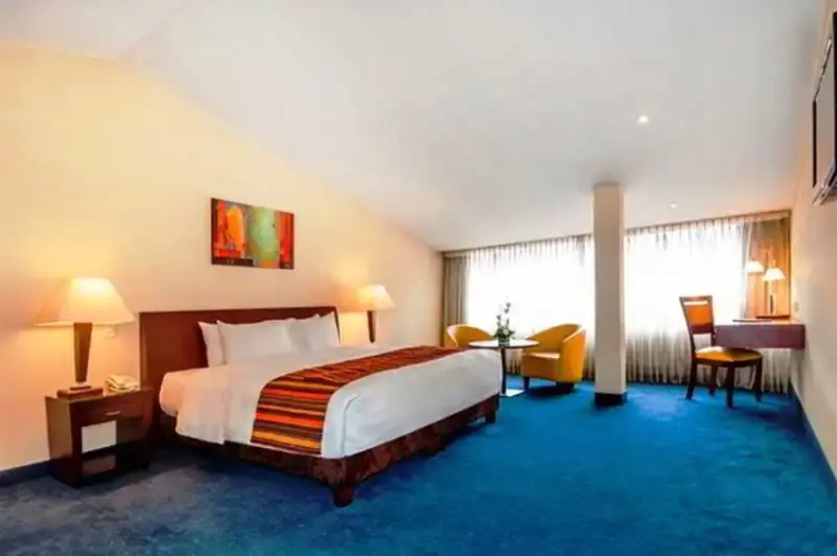 Hotel 51 Plaza