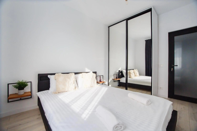 Monochrome Style Central Apartment