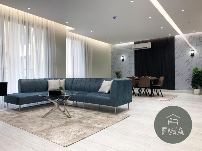3 Bedrooms Apartment