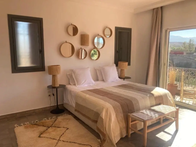 Standard room with balcony and with lake view