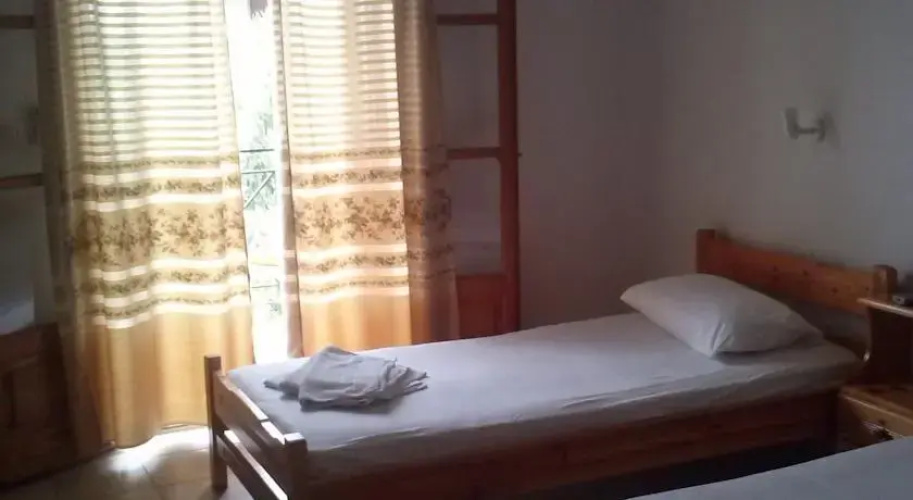 Lazaros House