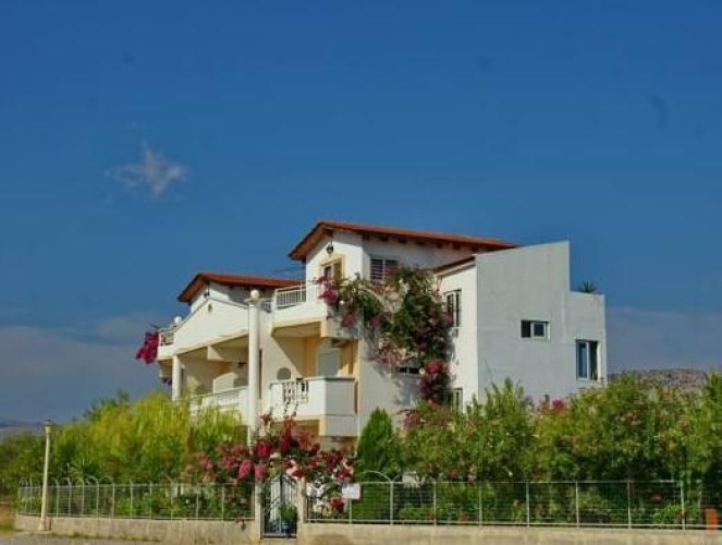 Superior Quintuple Apartment