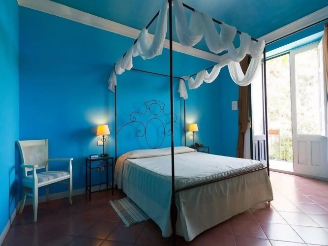 Hotel Etna