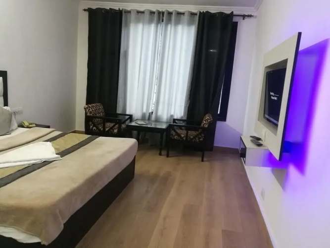 Hotel Whispering Valley