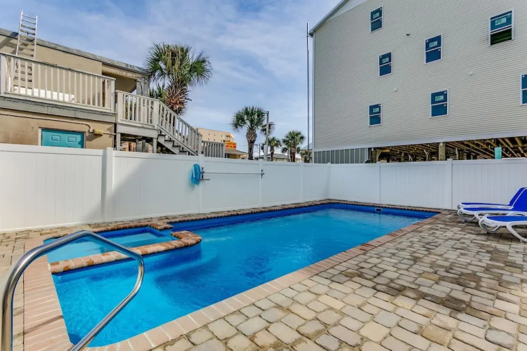 Together Resorts Cherry Grove Resort at I 207 54th