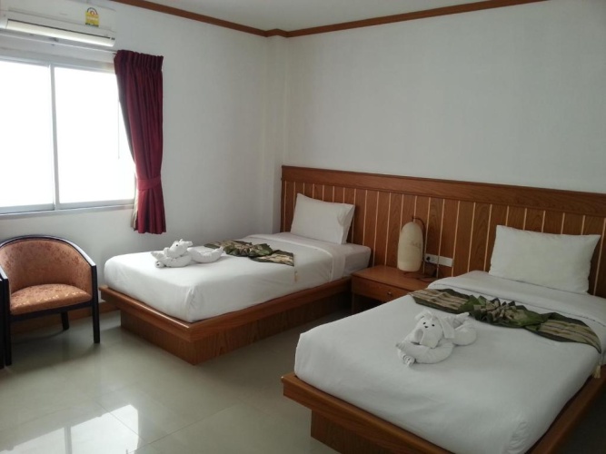 Standard Twin room