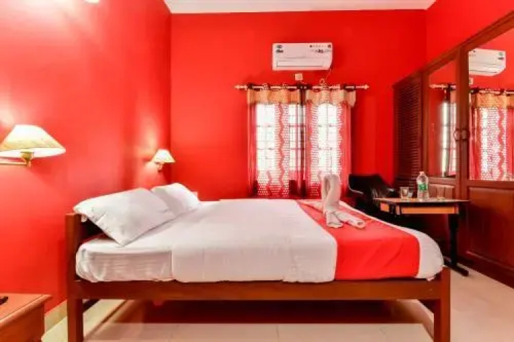 Lake Castle Alleppey villa