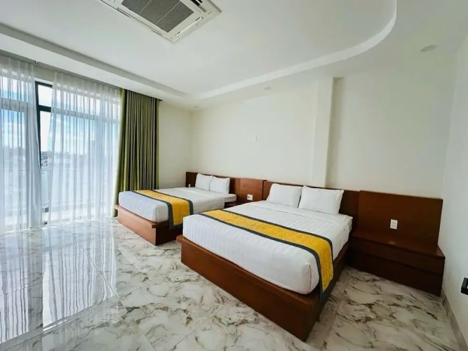 Deluxe Double room with city view