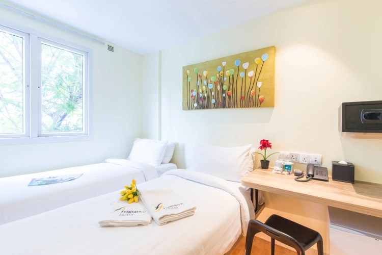Deluxe Twin room