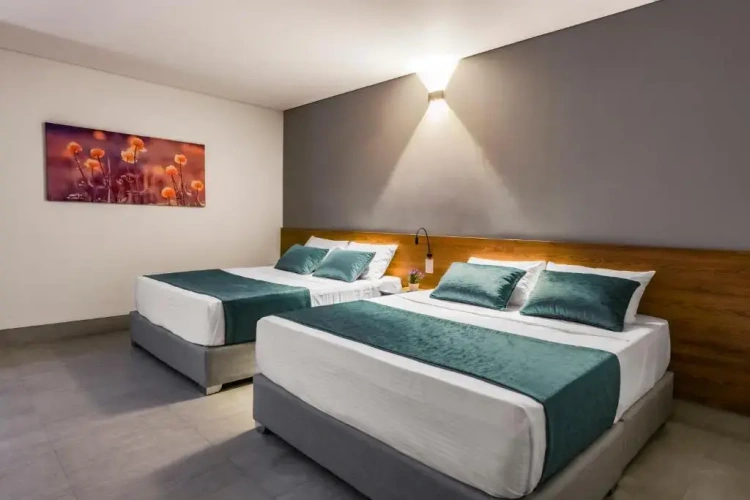 Standard Quadruple room