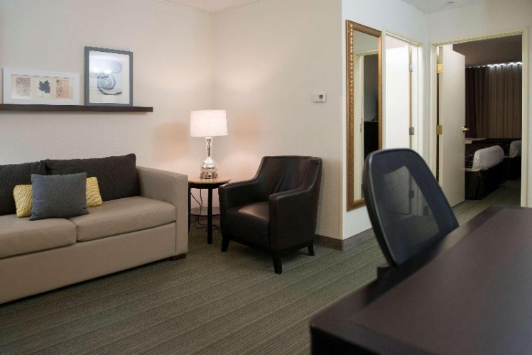 1 Bedroom Quadruple Suite