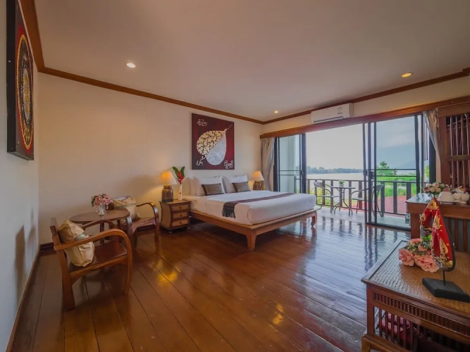 Deluxe Double room with balcony
