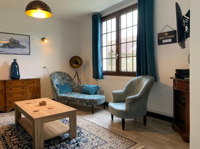 3 Bedrooms Cottage