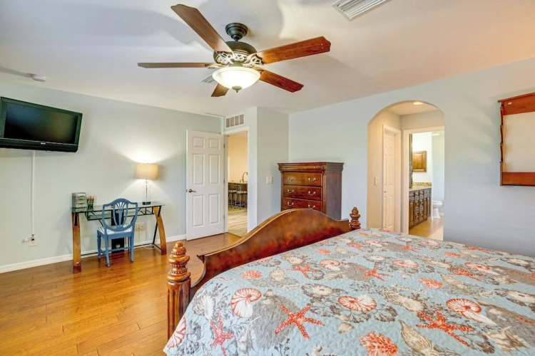 Guest rooms