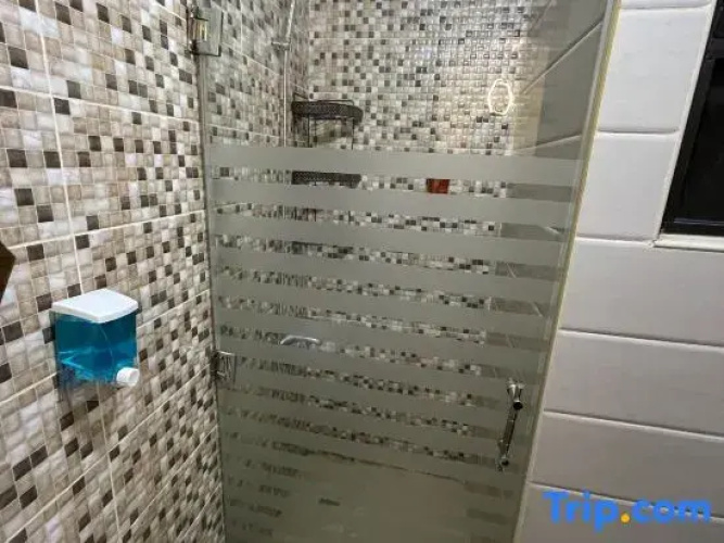 Apartment With Modern Amenities