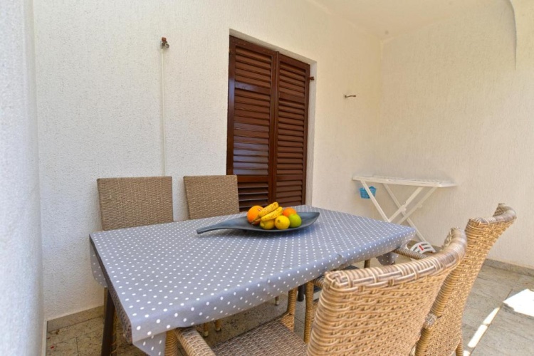 1 Bedroom Double Apartment